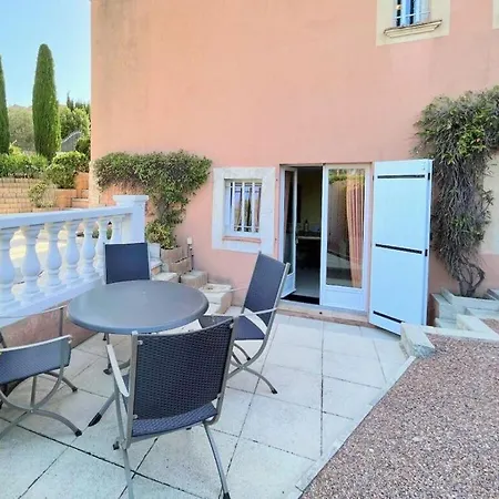Rose Comfortable * Saint-Raphael (Var)