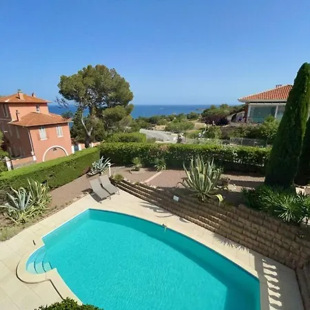 Rose Comfortable Holiday home Saint-Raphael (Var)
